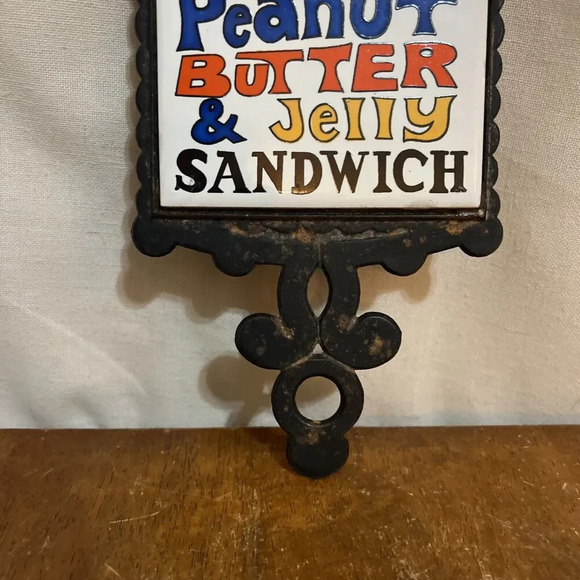 1970's Taiwan Wall Tile Trivet Cast Iron "Try Our Famous Peanut‎ Butter Jelly” - Picture 2 of 7